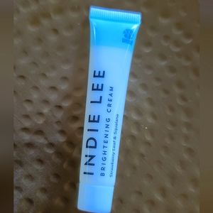 NWT Indie Lee BRIGHTENING CREAM Strawberry Leaf & Squalane 10 mL
